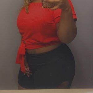 Meet your Posher, Antesha